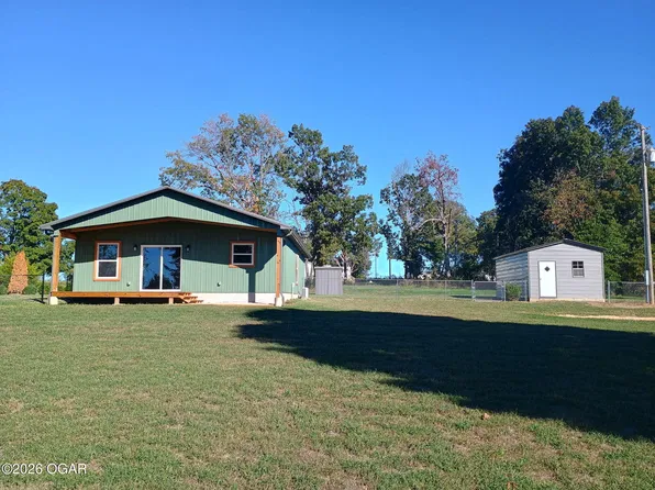 11905 Opal Ln, Neosho, MO 64850
