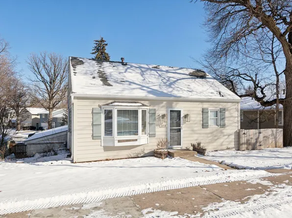 2058 Commerce Blvd, Mound, MN 55364