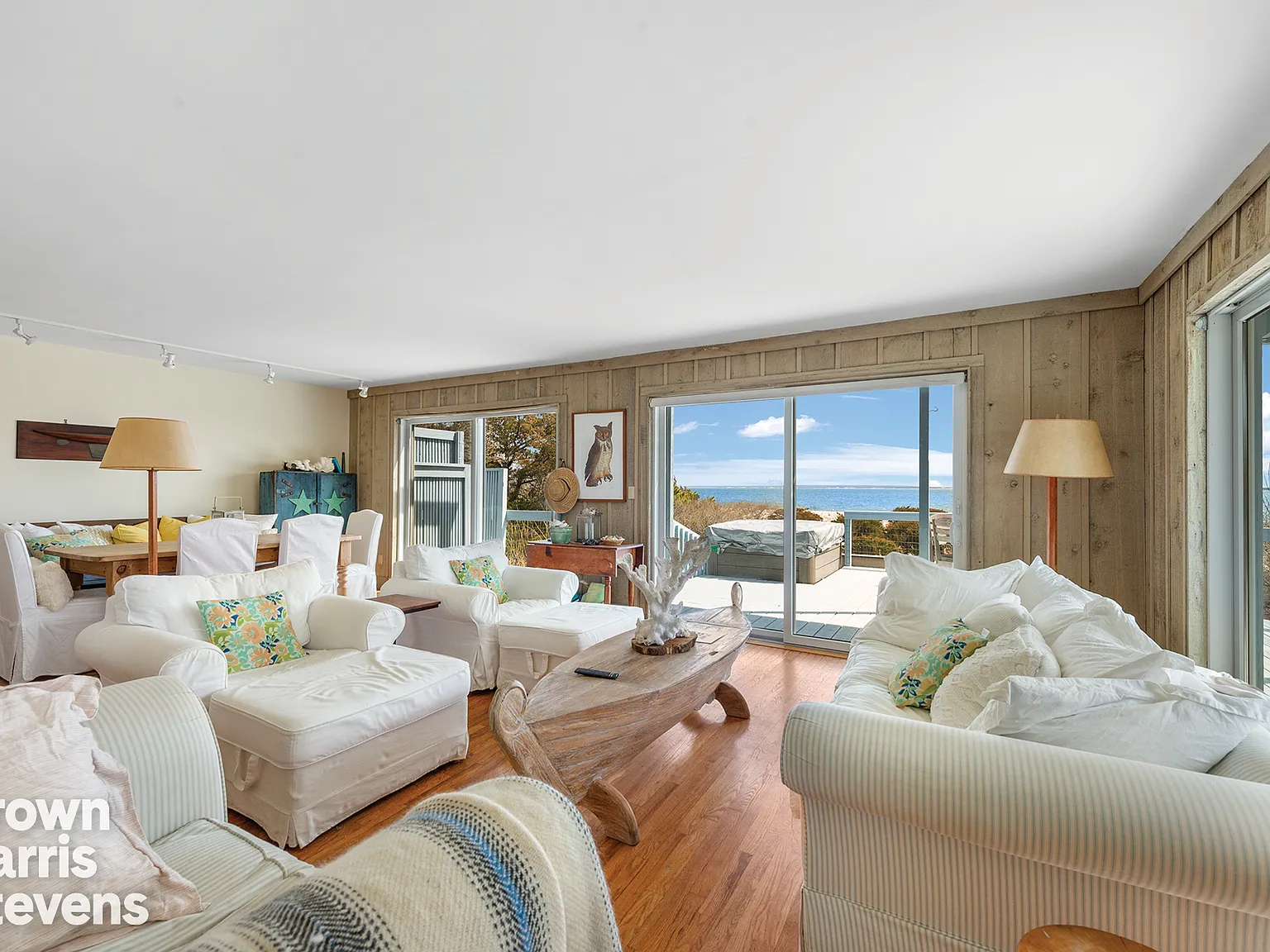 Waterfront In East Hampton Rental — Photo 4