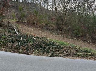 210 Rattlesnake Hollow Rd, Gatlinburg, TN 37738