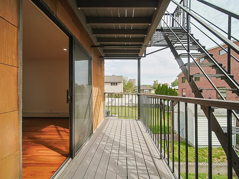 93 Myrtle Ave #2 — Photo 28