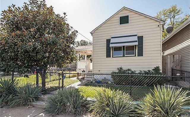 1st image of 4868 Heidelberg Ave