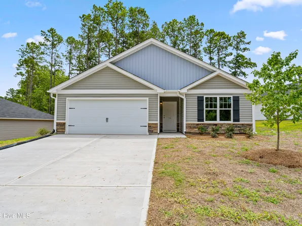 2602 Provence Drive SE, Bolivia, NC 28422