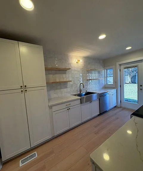 758 Maple St #760 — Photo 16