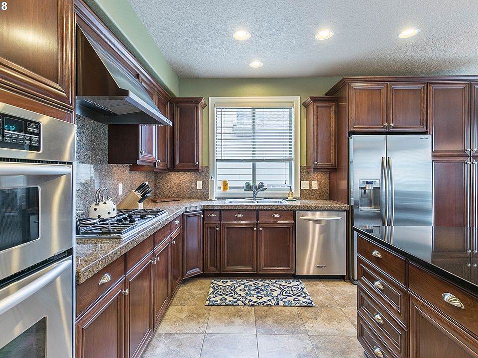 10296 SW Helenius St, Tualatin, OR 97062 | Zillow