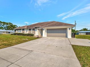1321 SE Airoso Blvd, Port Saint Lucie, FL 34983