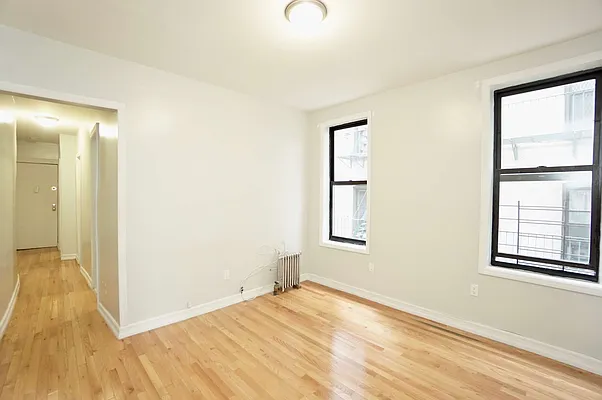 Rented by BRICK & GALO REALTY CORP | media 16