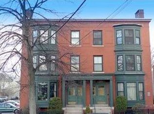 217 Vaughan St APT 4, Portland, ME 04102