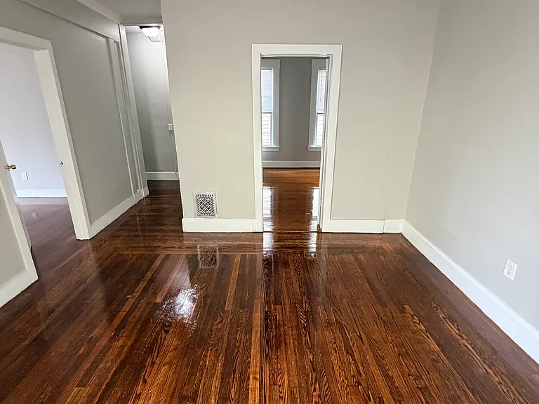 180 Gilbert Ave #A — Photo 7