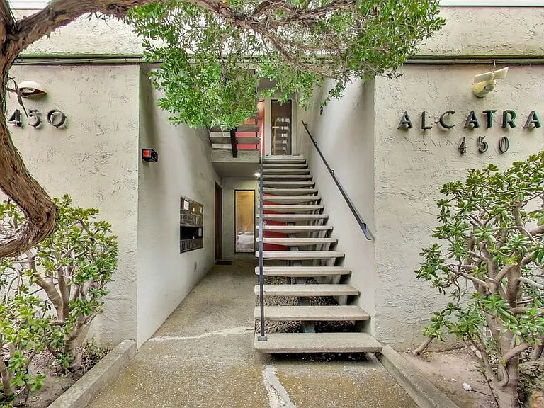 450 Alcatraz Ave #12 — Photo 17