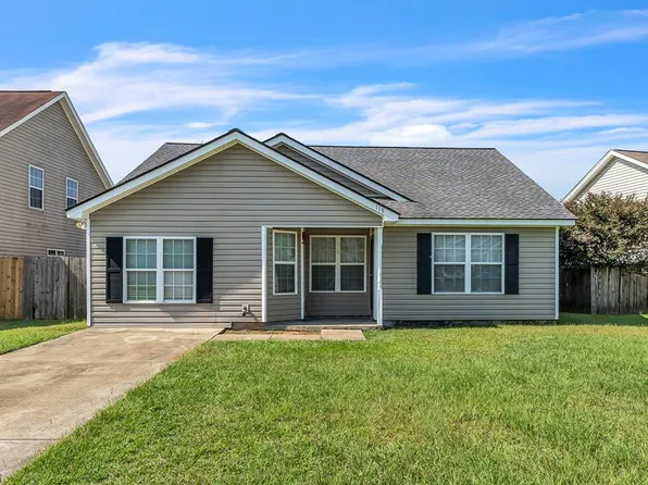 118 Danville Dr, Leesburg, GA 31763