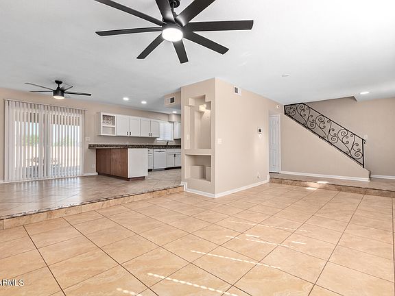 2nd image of 846 E EUCLID Avenue
