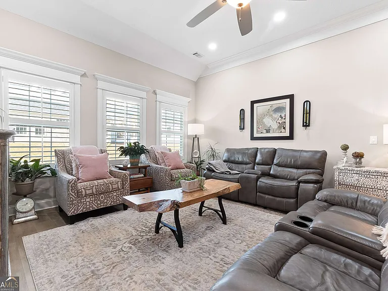 161 Fairway Oaks Dr — Photo 10