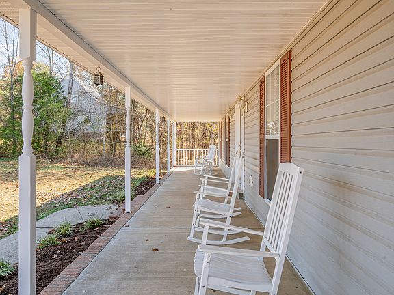 4th image of 5221 Grand View Ln