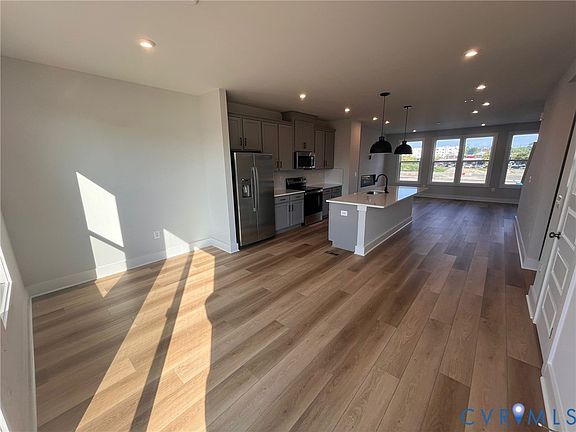 4th image of 9454 Alquist Ln