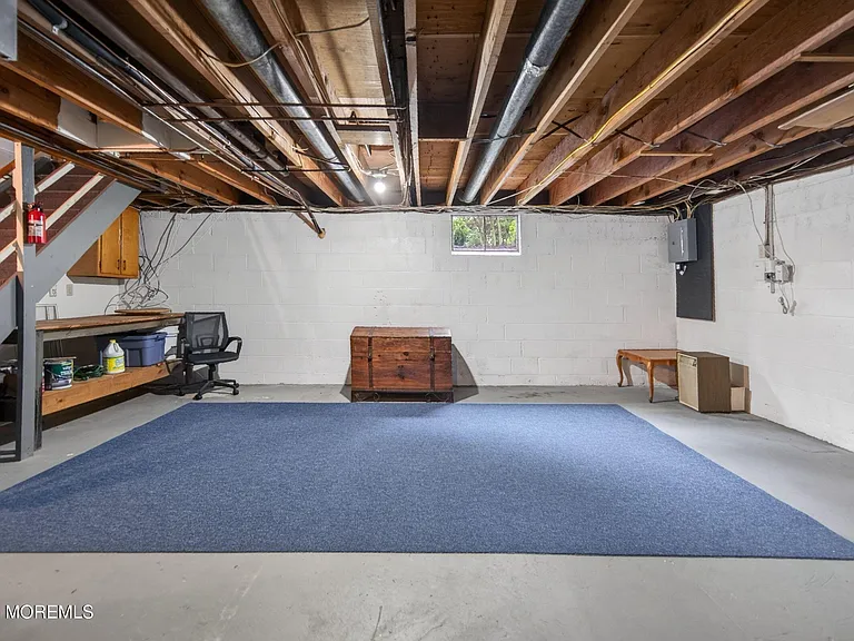 29 Demmert Ave — Photo 24