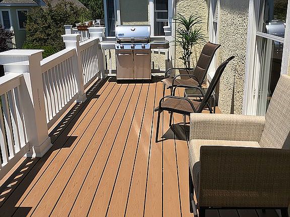 Rear Deck 2 nd Story