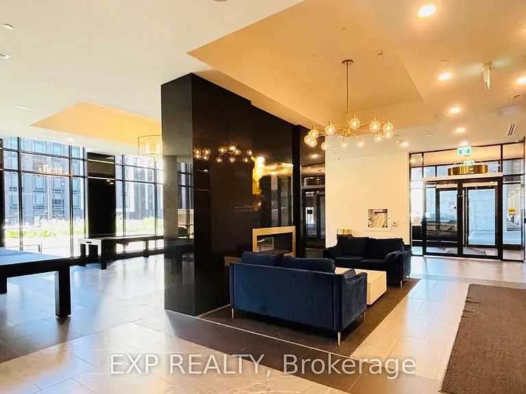 145 Columbia St W #928 — Photo 16