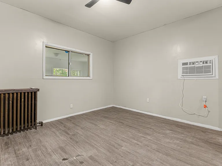 1288 Dragoon St — Photo 10