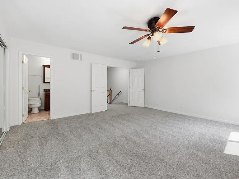 1542 Anderson Ln — Photo 22