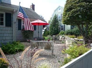 13 Phillips Cir, Swampscott, MA 01907