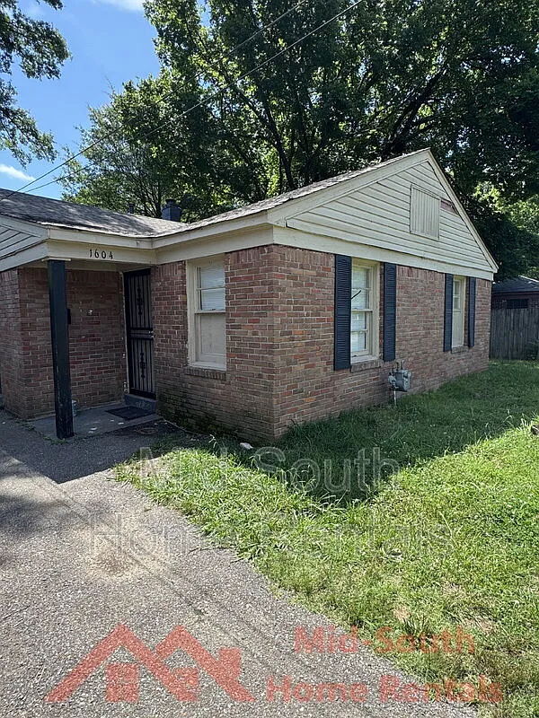 Building Photo - 1604 Echles St