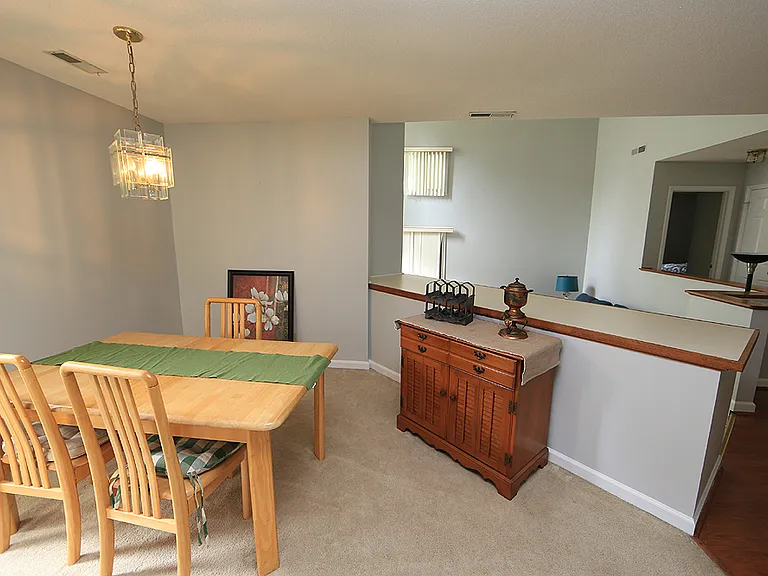 4320 Beechnut Ln — Photo 6