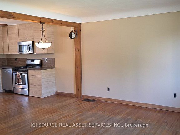 5th image of 274 E 38th St