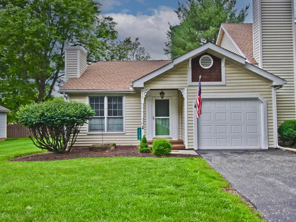 117 S Kistler St, East Stroudsburg, PA 18301