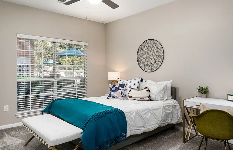 Montford at Madison Park Apartments — Photo 12