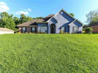 1275 Oak Vinyard Dr, Jackson, MS 39272