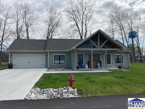 249 N Clay Court Dr, Staunton, IN 47881