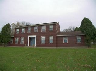 3 Deer Hill Rd, Asbury, NJ 08802