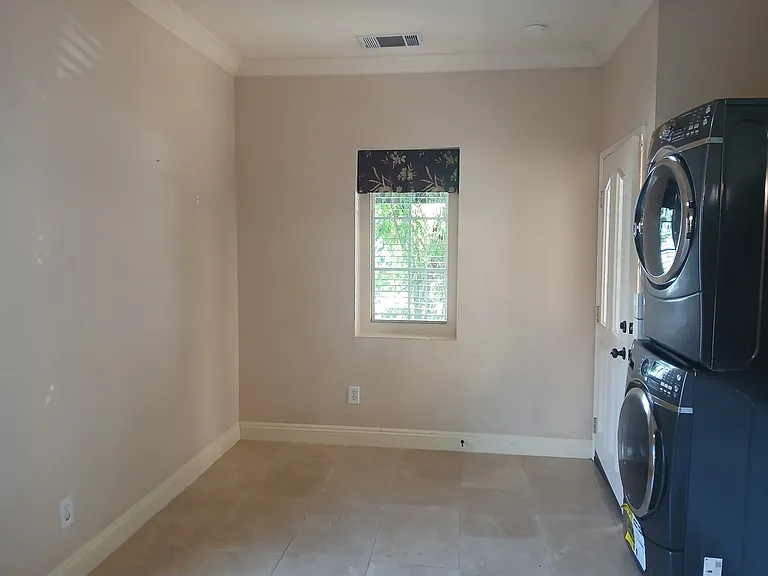 29853 Old Sycamore Ln — Photo 8