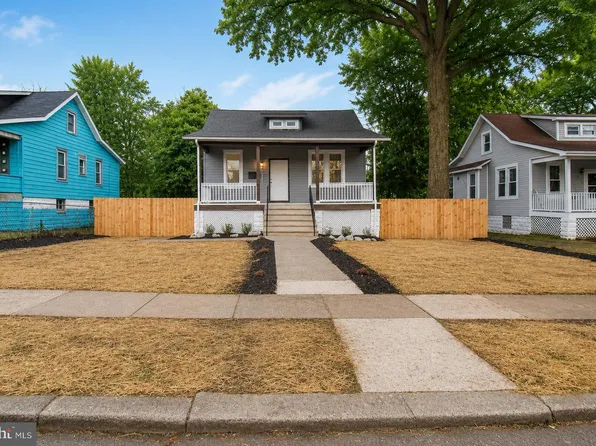 2913 Oak Hill Ave, Baltimore, MD 21207