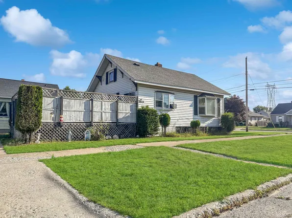 1920 2nd Ave N, Escanaba, MI 49829