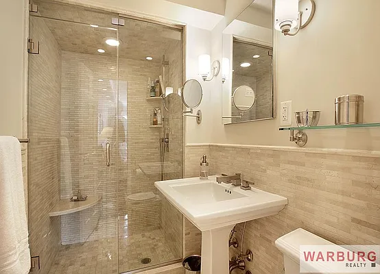 Sold by Warburg | media 20