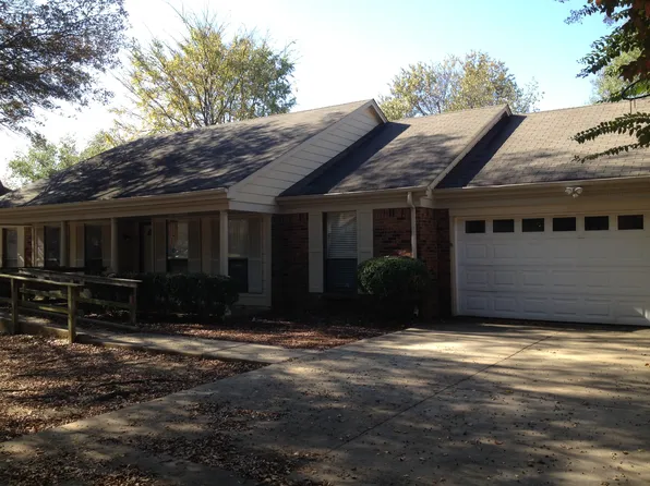 2175 Burlingate Dr, Cordova, TN 38016