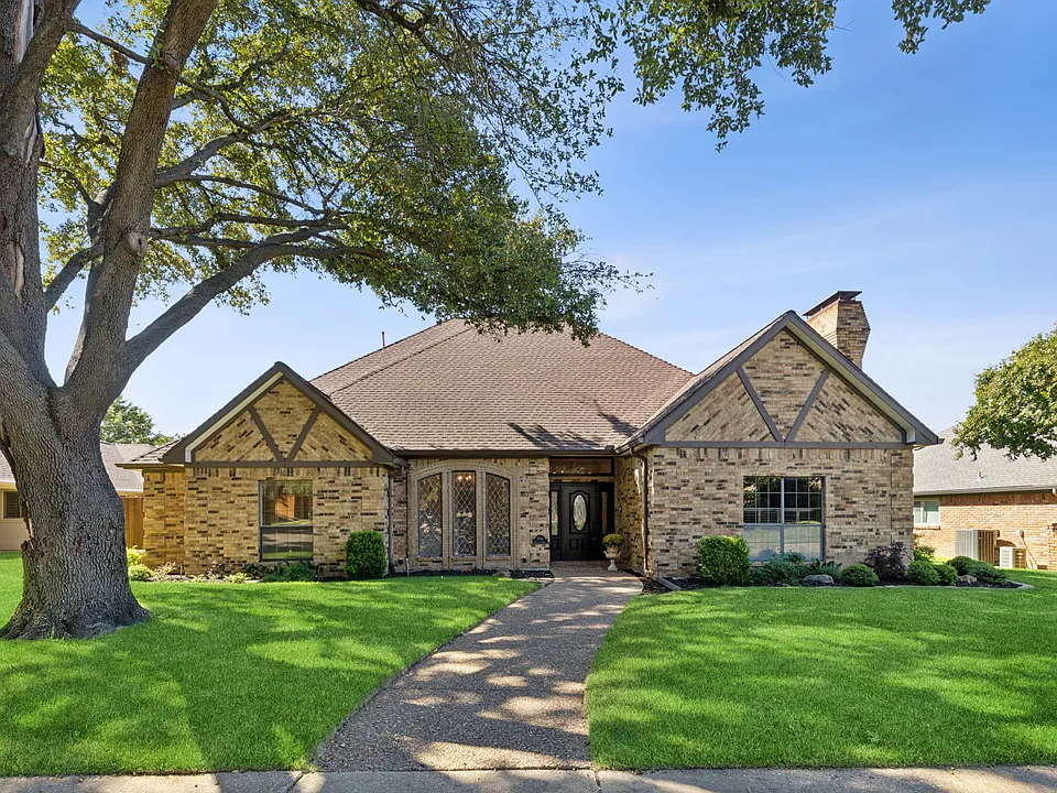 2504 Skipwith Dr