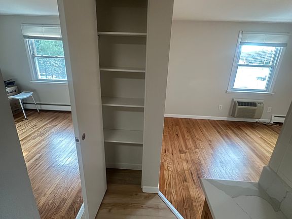 5th image of 997 Broadway APT 5