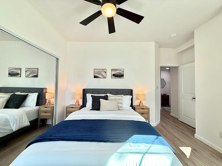 3229 S Sherbourne Dr — Photo 37