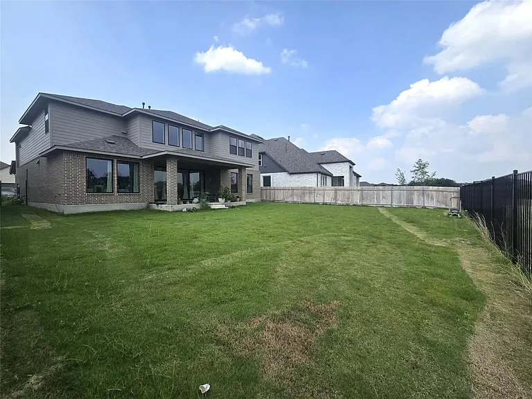 124 Ribera Dr — Photo 33