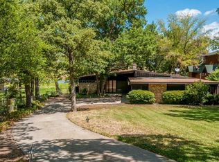 268 Shoreline Dr N, Azle, TX 76020