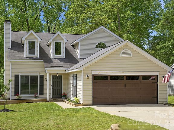 2nd image of 1629 Oak Knoll Ln