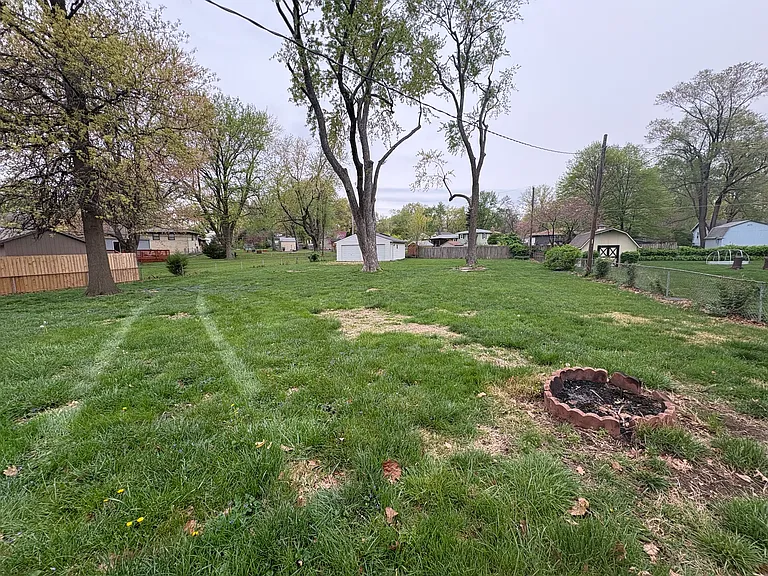 508 NW Obrien Rd — Photo 27