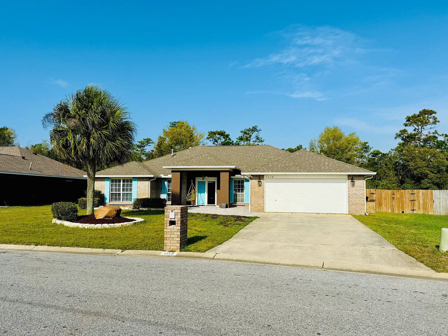 1113 Freeboard Blvd — Photo 1