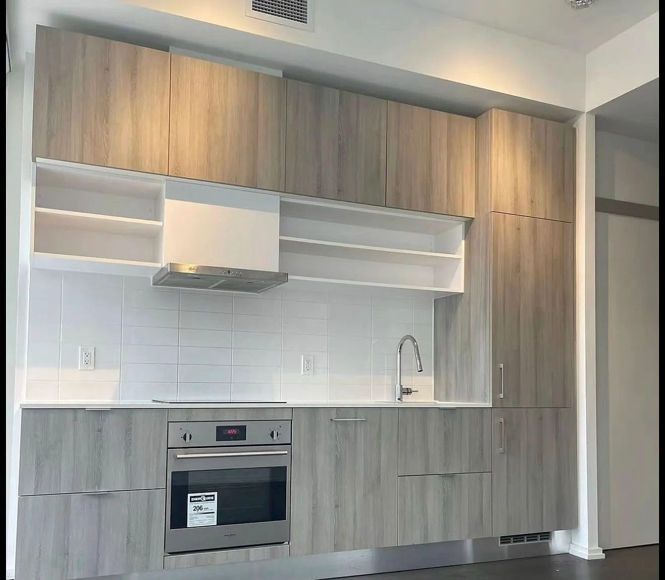 1 bed, $2,100 — Photo 1