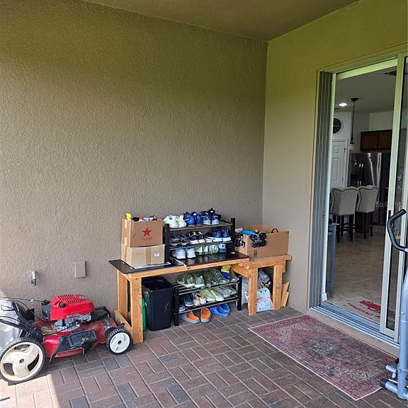 576 Cantabria Dr — Photo 24