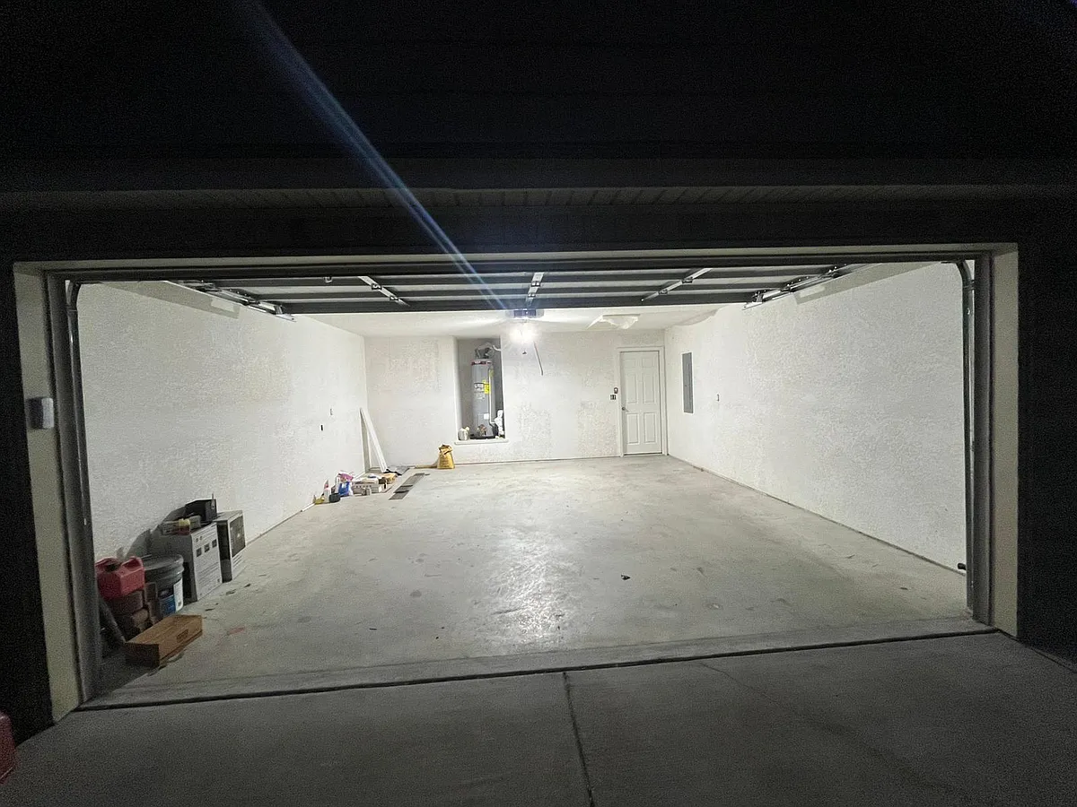 Building Photo - 821 Richland Creek Ave