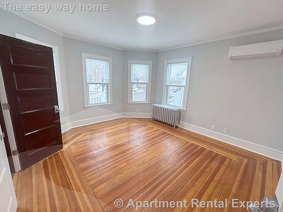5th image of 314 Massachusetts Ave APT 1